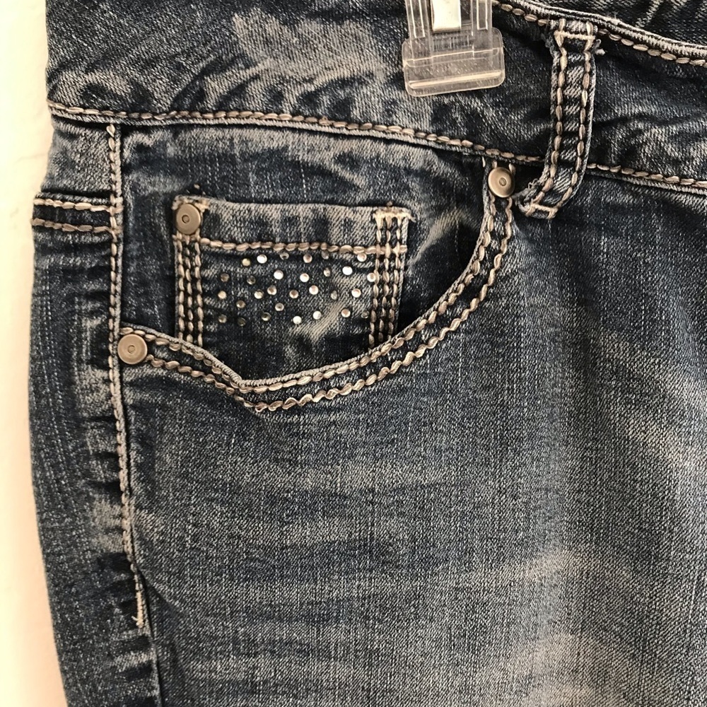 Bling Capris - Picture 4 of 7